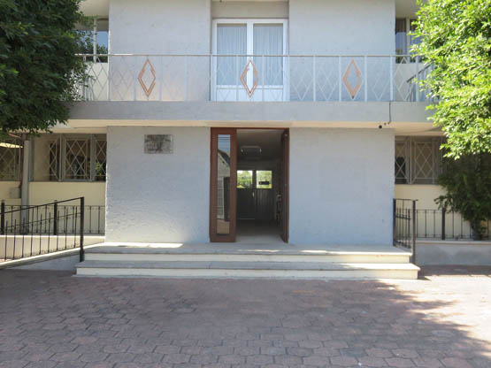 Acceso a las áreas administrativas